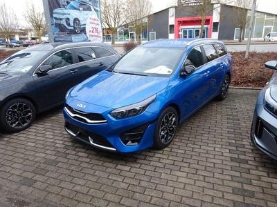 Neu Kia Ceed Sportswagon GT-Line 140 PS (102 kW) 2026 Blueflame Kombi
