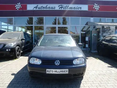 Second-hand VW Golf III 101 CP (74 kW) 1998 Albastru Berlinǎ