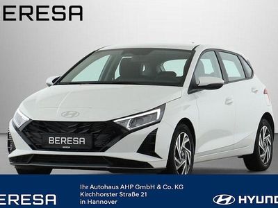 Atlas white / sol Neu 2025 Hyundai i20 Trend Limousine | 17.880 € (Superpreis)