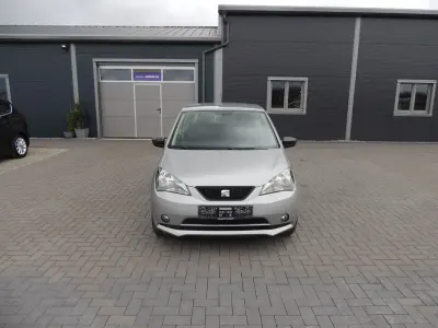 Używany Seat Mii Reference 60 KM (44 kW) 2017 Srebrny Hatchback