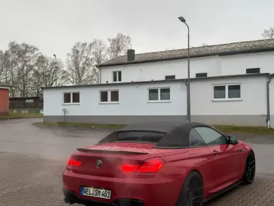 Gebraucht BMW 640 Cabriolet Comfort Edition 320 PS (235 kW) 2013 Rot Cabrio