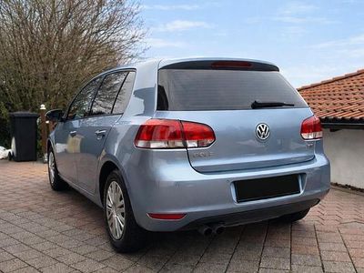 Gebraucht VW Golf VI 122 PS (89 kW) 2010 Blau Kleinwagen