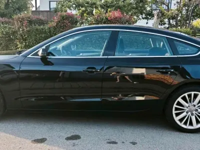 Gebraucht Audi A5 Sportback Sport 150 PS (110 kW) 2026 Schwarz Kleinwagen
