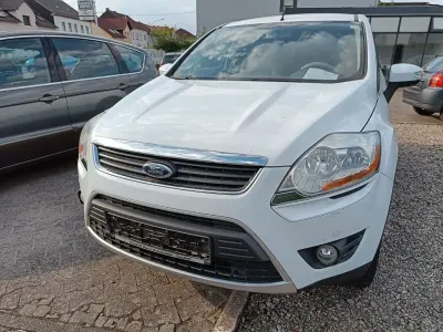 Gebraucht Ford Kuga Trend 136 PS (100 kW) 2009 Weiß SUV