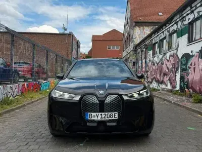 Gebraucht BMW iX 239 kW (326 PS) 2022 Schwarz SUV