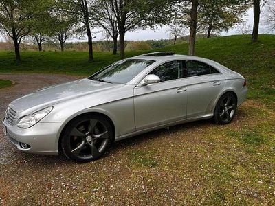 Usata Mercedes CLS350 272 CV (200 kW) 2005 Argento Berlina