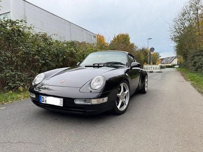 Porsche 911 Carrera