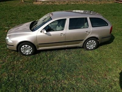 Gebraucht Skoda Octavia Ambiente 105 PS (77 kW) 2005 Beige Kombi