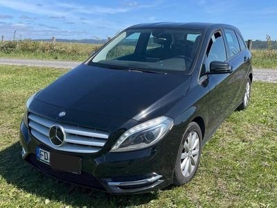 Mercedes B200