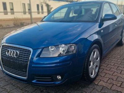 gebraucht Audi A3 Sportback 1.6 FSI Geeignet auch für kleine P