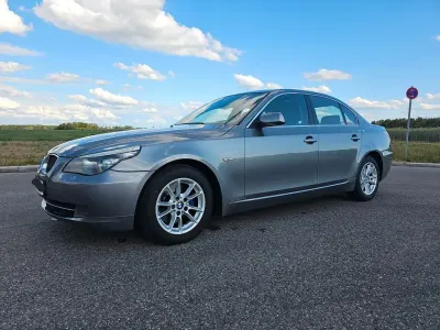 Gebraucht BMW 523 190 PS (139 kW) 2007 Grau Limousine