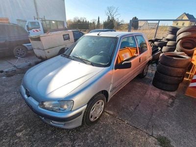 Brugt Peugeot 106 60 HK (44 kW) 2002 Sølv Hatchback