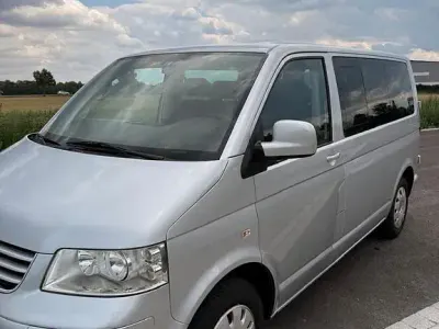 Gebraucht VW Caravelle 131 PS (96 kW) 2008 Silber Van
