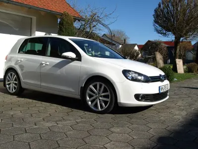 Usata VW Golf VI Highline 140 CV (102 kW) 2011 Bianco Utilitaria