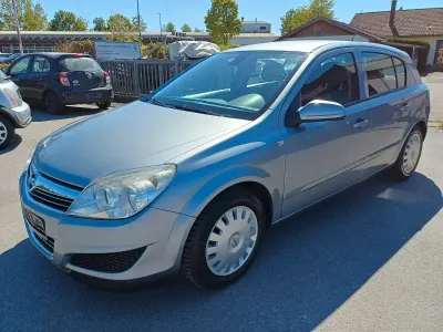 Usata Opel Astra 116 CV (85 kW) 2009 Grigio Berlina