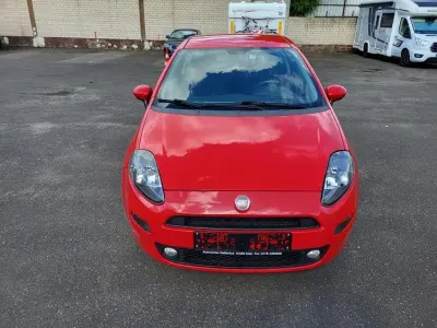 Gebraucht Fiat Punto Sport 77 PS (56 kW) 2012 Rot Kleinwagen