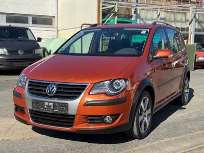 VW Touran Cross