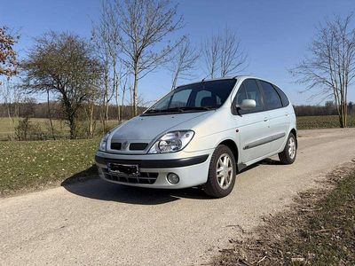 Gebraucht Renault Mégane GrandTour 107 PS (78 kW) 2002 Kombi