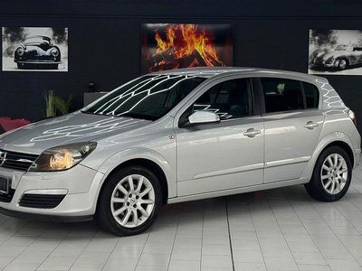 Gebraucht Opel Astra 105 PS (77 kW) 2004 Silber Limousine
