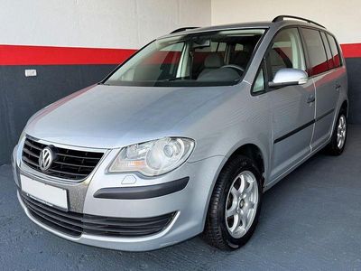 Silber Gebraucht 2008 VW Touran Conceptline Van / Kleinbus | 2.990 € (Guter Preis)