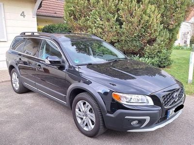 Gebraucht Volvo XC70 Momentum 163 PS (119 kW) 2014 Schwarz Kombi