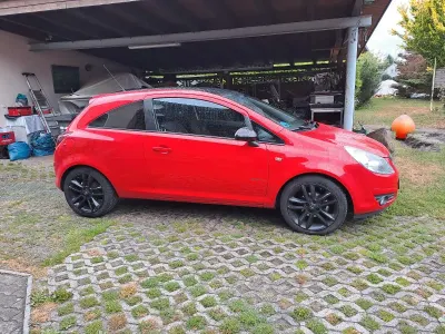 Gebraucht Opel Corsa Sport 90 PS (66 kW) 2010 Rot Kleinwagen