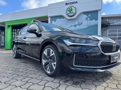 Neu Skoda Superb Selection 150 PS (110 kW) 2025 Schwarz Kombi