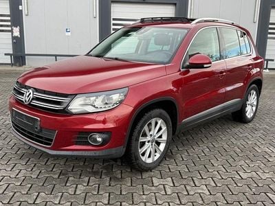 Gebraucht VW Tiguan Sportline 122 PS (89 kW) 2012 Rot SUV