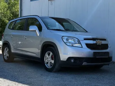 Gebraucht Chevrolet Orlando LT 141 PS (103 kW) 2011 Grau Van / Kleinbus