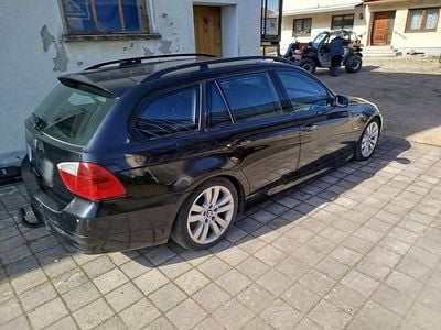 Gebraucht BMW 325 197 PS (144 kW) 2007 Schwarz Kombi