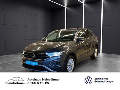 Second-hand VW T-Roc Life 116 CP (85 kW) 2024 Gri SUV