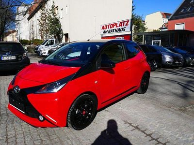 Gebraucht Toyota Aygo X-cite 69 PS (50 kW) 2017 Rot Kleinwagen