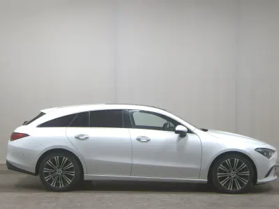 Gebraucht Mercedes CLA220 Progressive 190 PS (139 kW) 2021 Weiß Coupé