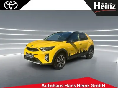 Gebraucht Kia Stonic Spirit 120 PS (88 kW) 2021 Gelb SUV