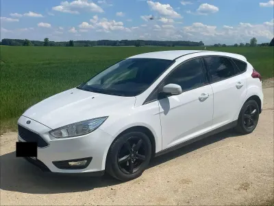 Gebraucht Ford Focus Business Edition 125 PS (91 kW) 2016 Weiß Limousine