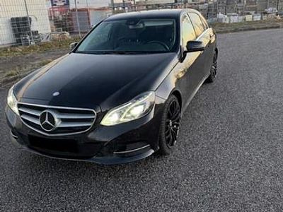 Gebraucht Mercedes E350 252 PS (185 kW) 2014 Schwarz Limousine