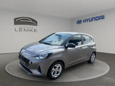 Gebraucht Hyundai i10 Intro Edition 84 PS (61 kW) 2020 Braun Kleinwagen