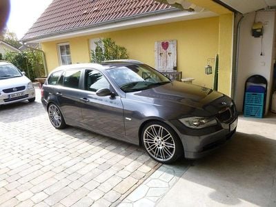 Usata BMW 325 Performance 218 CV (160 kW) 2005 Grigio Station wagon