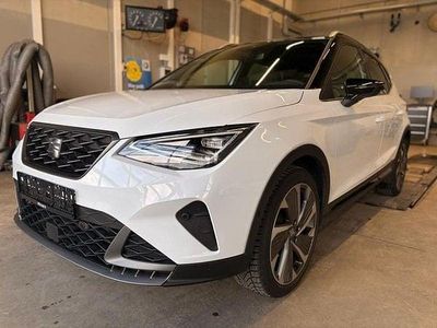 Weiß Gebraucht 2025 Seat Arona FR SUV | 19.500 € (Guter Preis)