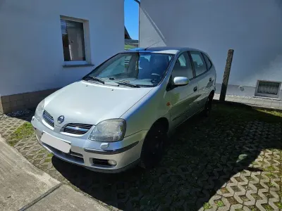 Gebraucht Nissan Almera Tino Visia 116 PS (85 kW) 2005 Van / Kleinbus