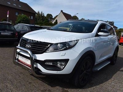 Weiß Gebraucht 2014 Kia Sportage Spirit SUV | 13.490 € (Etwas zu teuer)