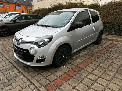 Używany Renault Twingo 75 KM (55 kW) 2012 Srebrny Hatchback