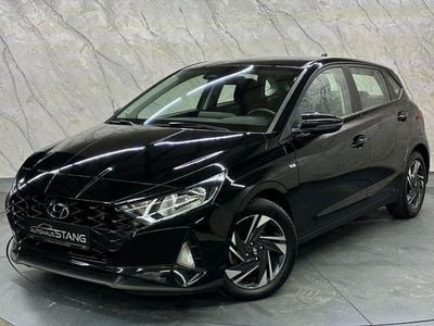 Gebraucht Hyundai i20 Trend 120 PS (88 kW) 2023 Schwarz Limousine