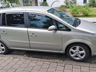 Gebraucht Opel Zafira 140 PS (102 kW) 2007 Grau Van / Kleinbus