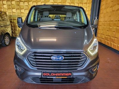 Usata Ford Tourneo 185 CV (136 kW) 2020 Argento Monovolume