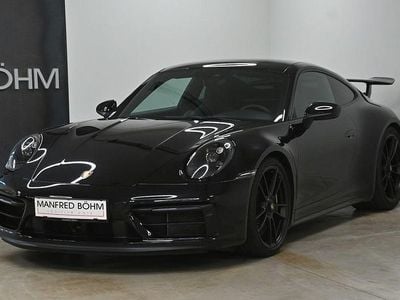 Porsche 911 Carrera 4 GTS