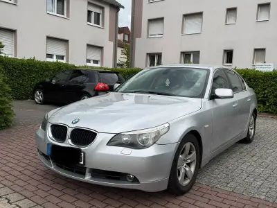 Gebraucht BMW 520 170 PS (125 kW) 2004 Silber Limousine