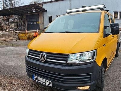 Second-hand VW T6 150 CP (110 kW) 2018 Galben Van