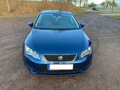 Usata Seat Leon Style 122 CV (89 kW) 2013 Blu Berlina
