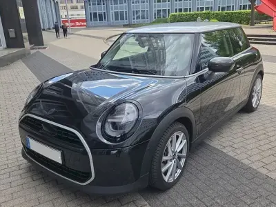 Occasion Mini Cooper 156 PK (114 kW) 2024 Zwart Hatchback